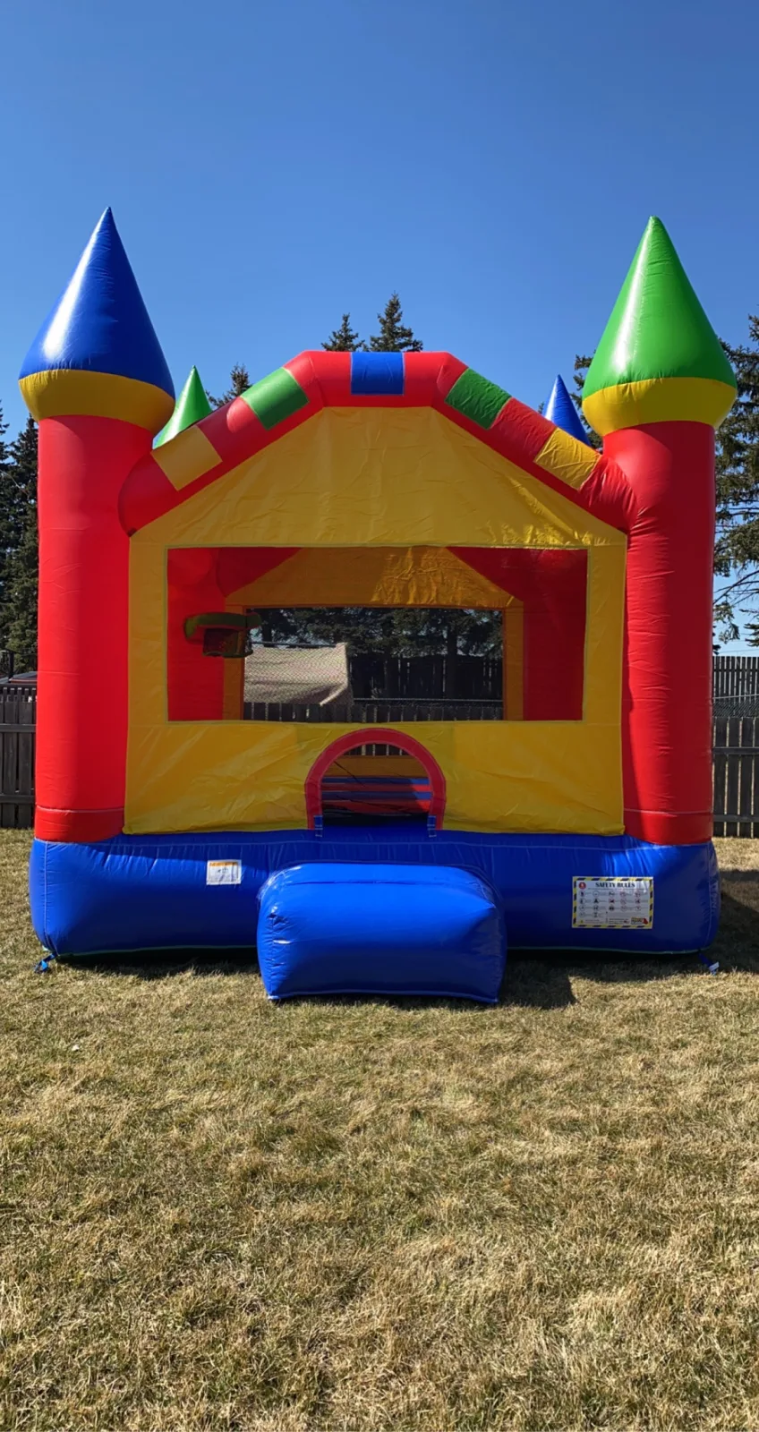 Kids Party Rentals – Bouncy Castles & Treat Machines