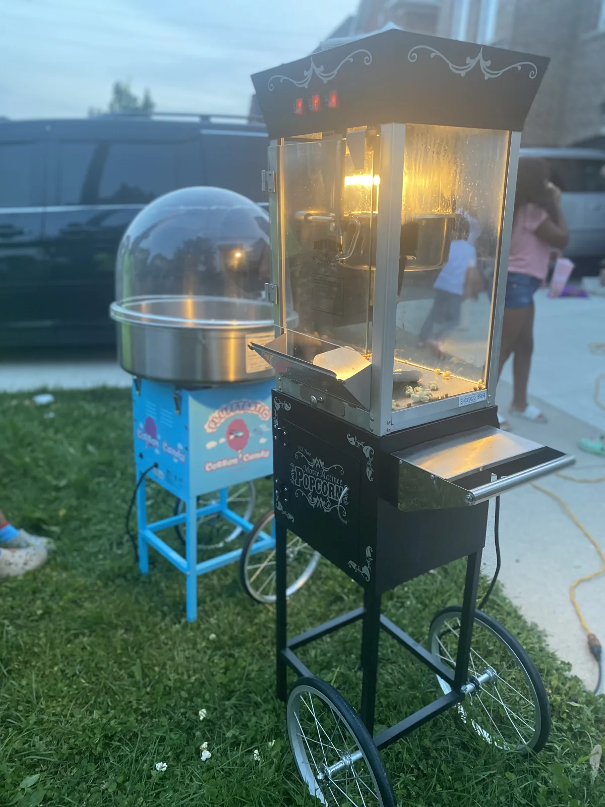 Kids Party Rentals – Bouncy Castles & Treat Machines